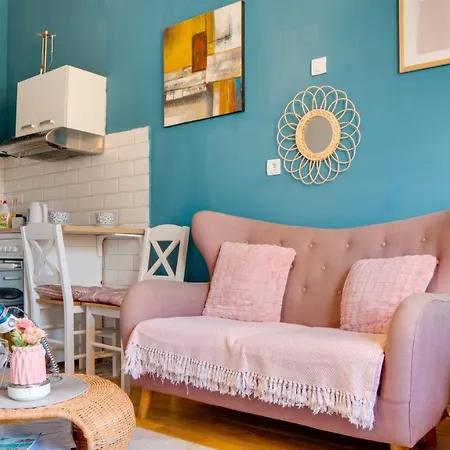 Yin - Hot Tub, Sauna, * נובי סאד