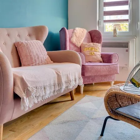 Yin - Hot Tub, Sauna, דירה נובי סאד