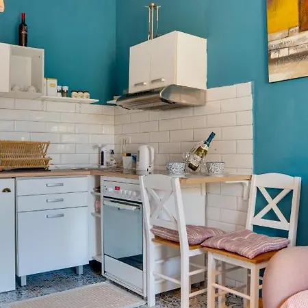 דירה Yin - Hot Tub, Sauna, נובי סאד