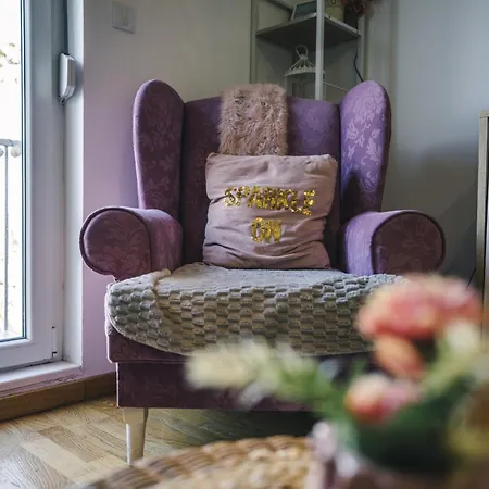 Yin - Hot Tub, Sauna, נובי סאד