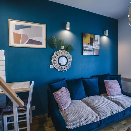 Yin - Hot Tub, Sauna, דירה נובי סאד