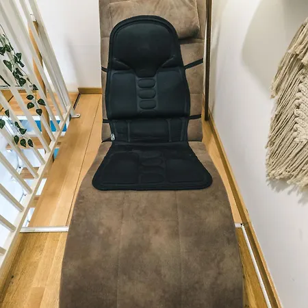 דירה Yin - Hot Tub, Sauna, נובי סאד